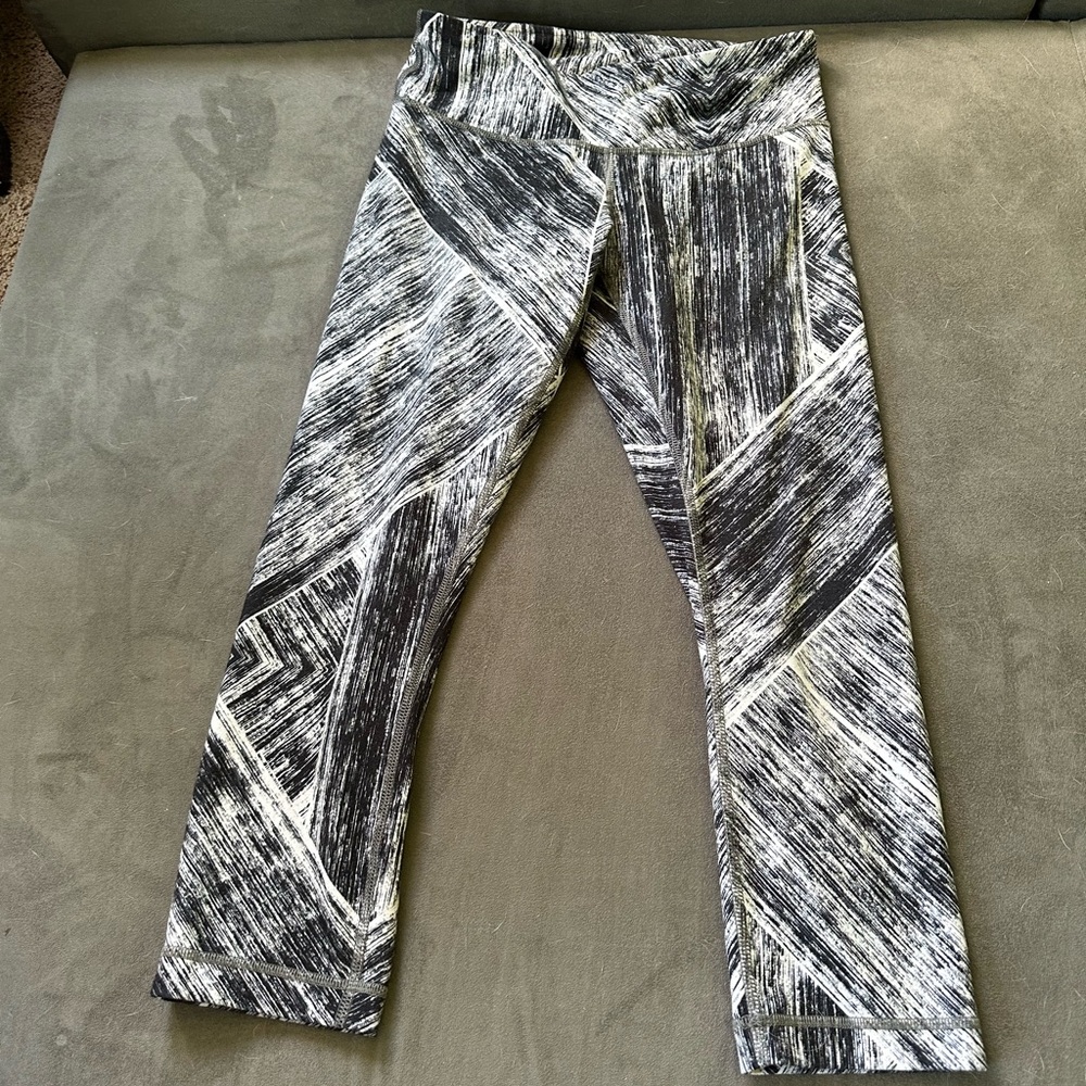 Heat Wave Crop Wunder Under - size 6